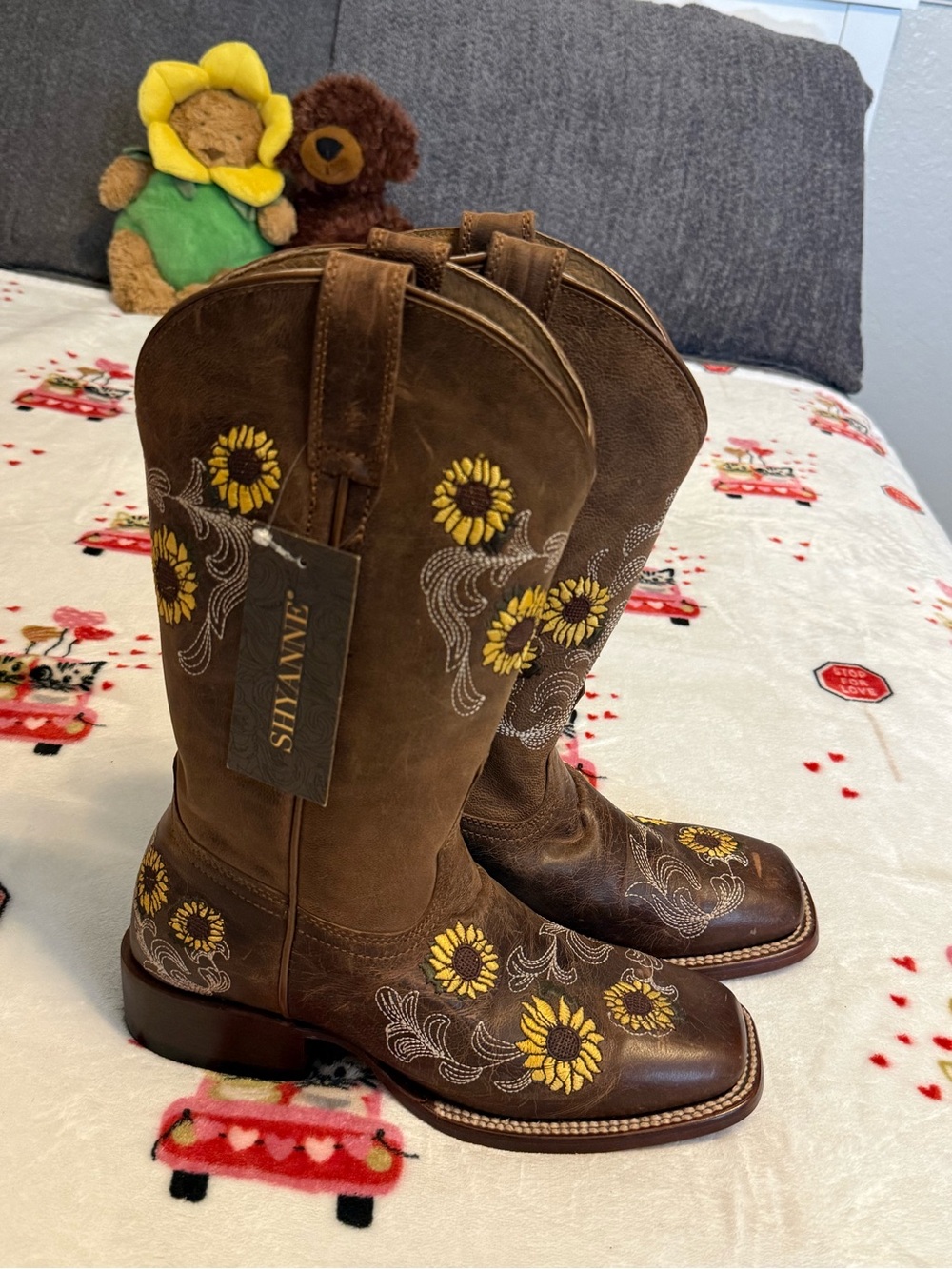 Brand NEW Bootbarn Women’s Sunflower Boots